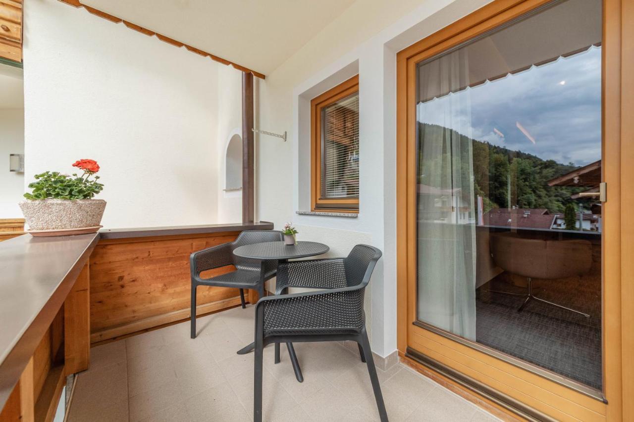 Kraeuterhotel Hochzillertal Kaltenbach Exterior photo