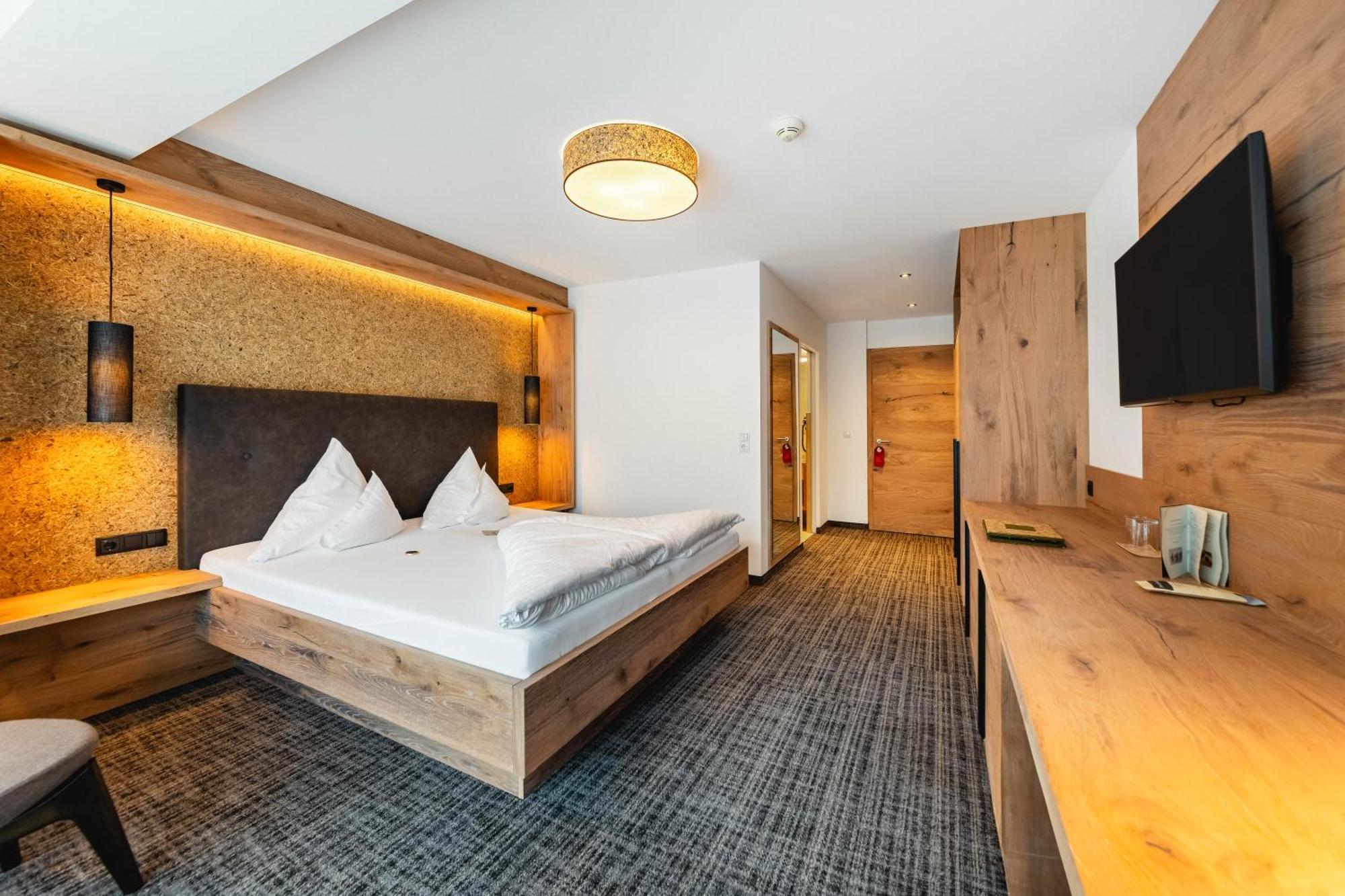 Kraeuterhotel Hochzillertal Kaltenbach Exterior photo
