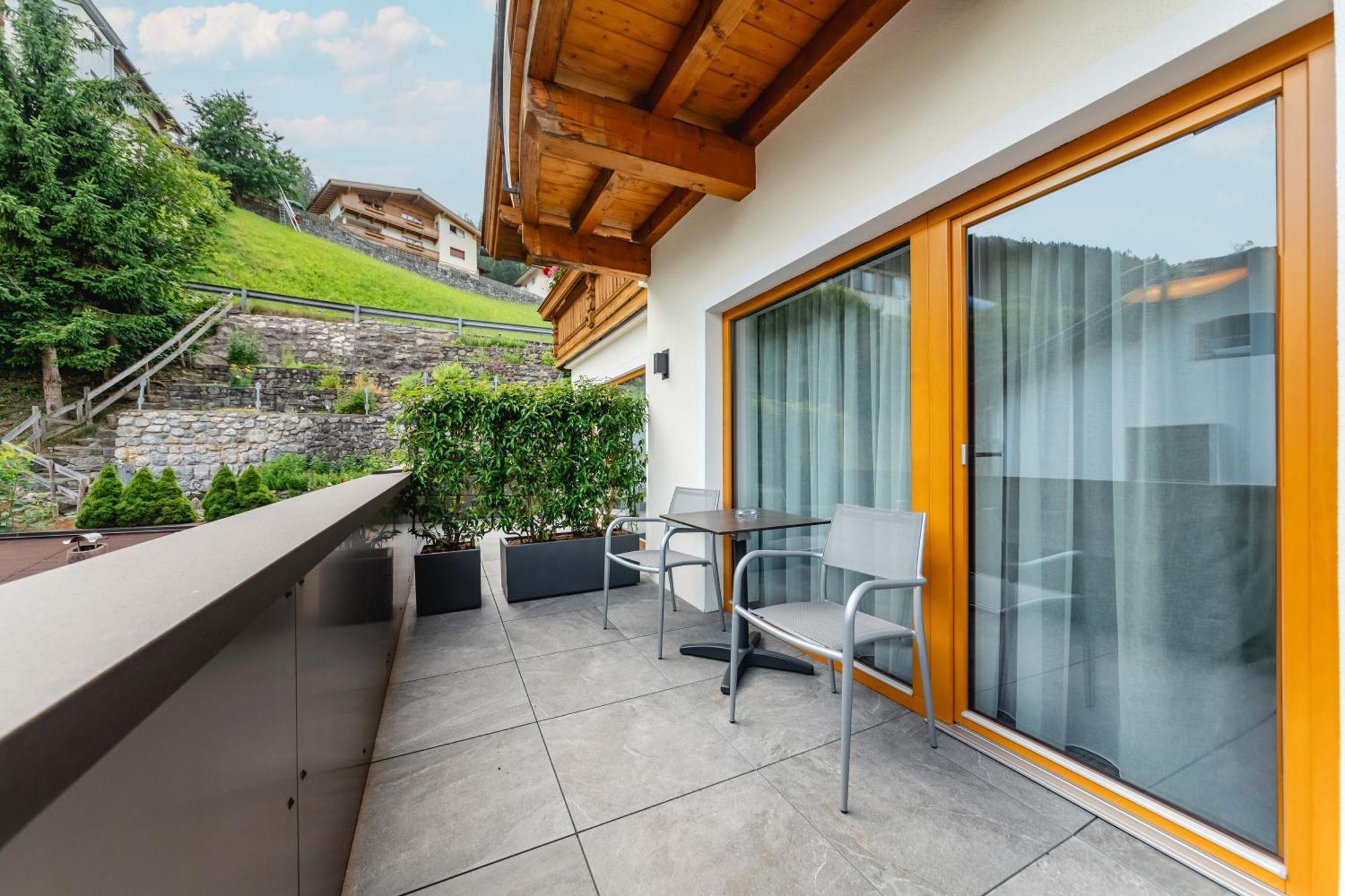 Kraeuterhotel Hochzillertal Kaltenbach Exterior photo